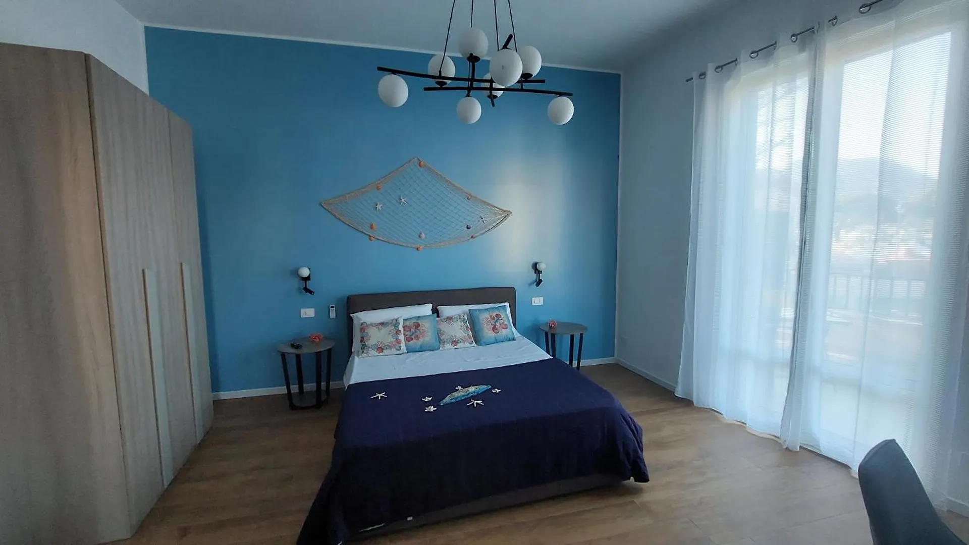 Homestay La Terrazza Del Sole Di Mondello Apartment Palermo Italy